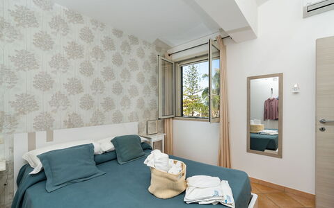 Accommodation Calantha: Bedroom