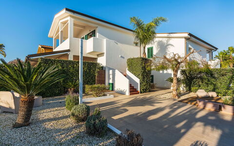 Accommodation Fillide: Balcony / Terrace / Patio