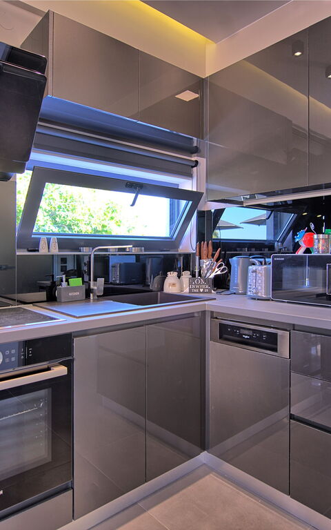 Villa Maripol: Kitchen