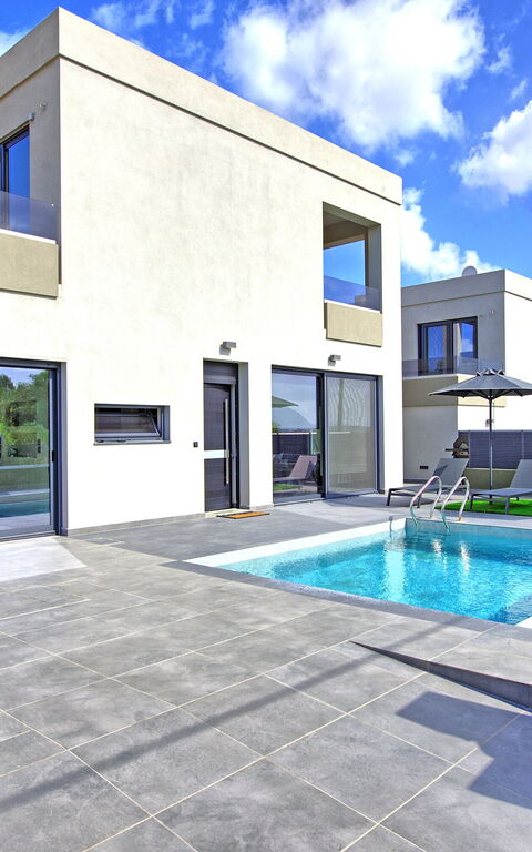 Villa Maripol: Building Exterior, Garden, Outdoor, Pool