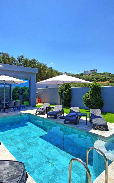Villa Zaneti: Outdoor, Pool, Summer