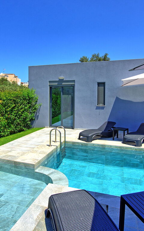 Villa Zaneti: Building Exterior, Outdoor, Pool, Summer