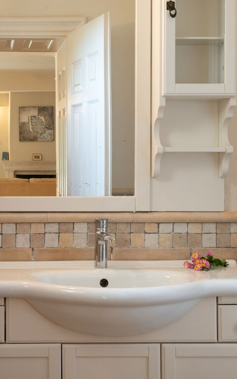 Villa Moyria: Bathroom