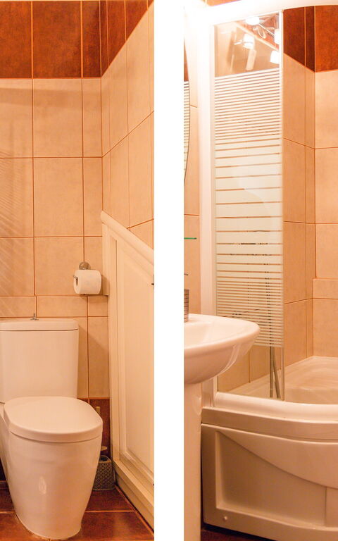 Villa Dinos: Bathroom