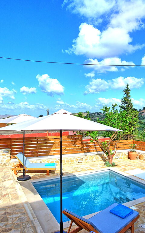 Villa Vicilla: Outdoor, Pool