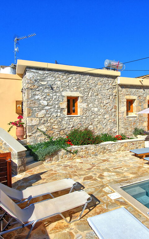 Villa Vicilla: Building Exterior, Outdoor, Pool