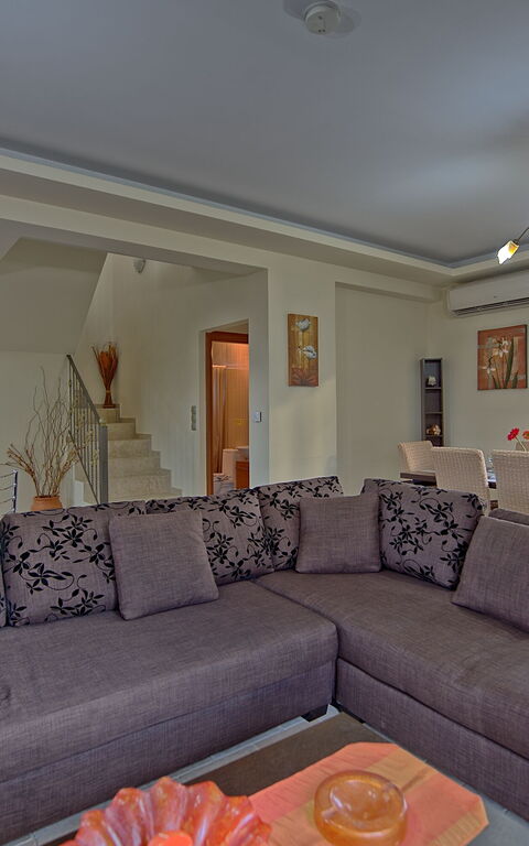 Villa Koules: Dining Room, Kitchen, Living Room