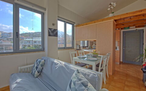 Accommodation Emmanouela: Dining Room, Living Room