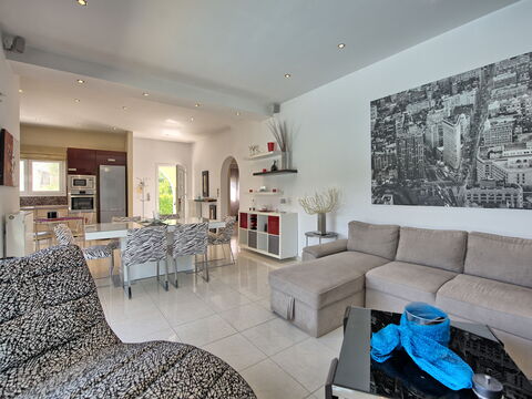 Beach Villa Christina