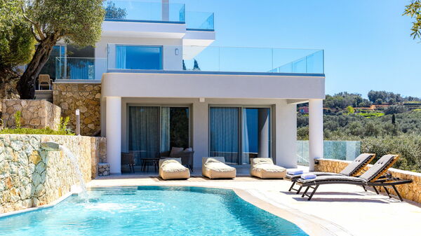 Villa Prokimea: Building Exterior