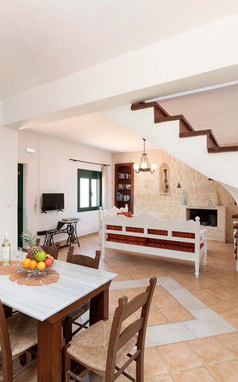 Villa Elia: Dining Room, Living Room