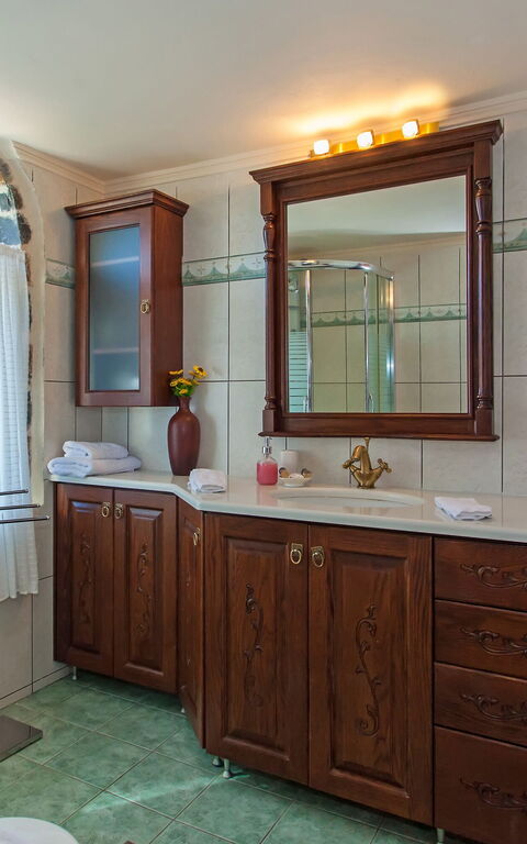 Villa Antina: Bathroom