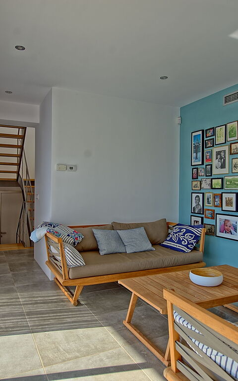 Villa Bluewhite: Living Room