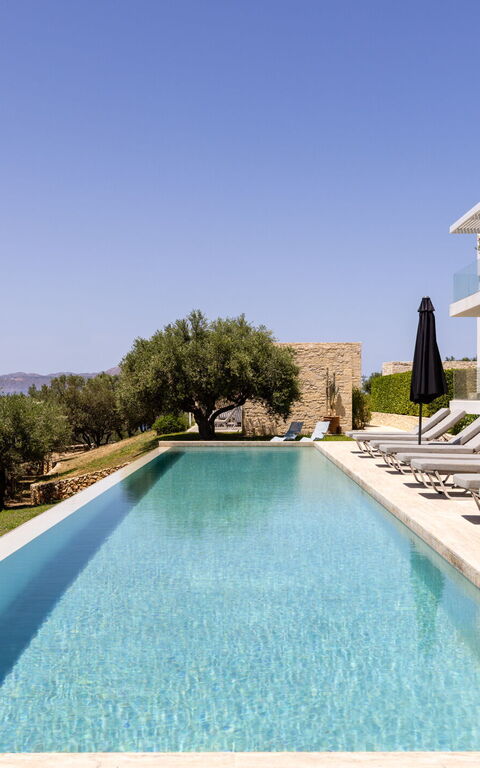 Villa Bluewhite: Garden, Outdoor, Pool, Scenic View