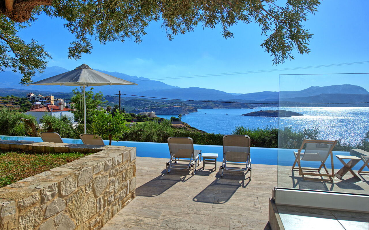 Villa Bluewhite: Garden, Outdoor, Pool, Scenic View, Summer