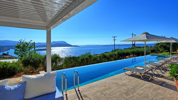 Villa Bluewhite: Outdoor, Pool, Scenic View