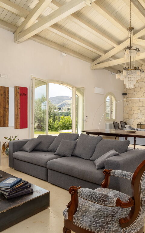 Tenuta Olearum: Living Room