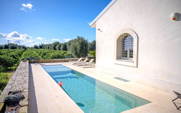 Tenuta Olearum: Pool, Summer