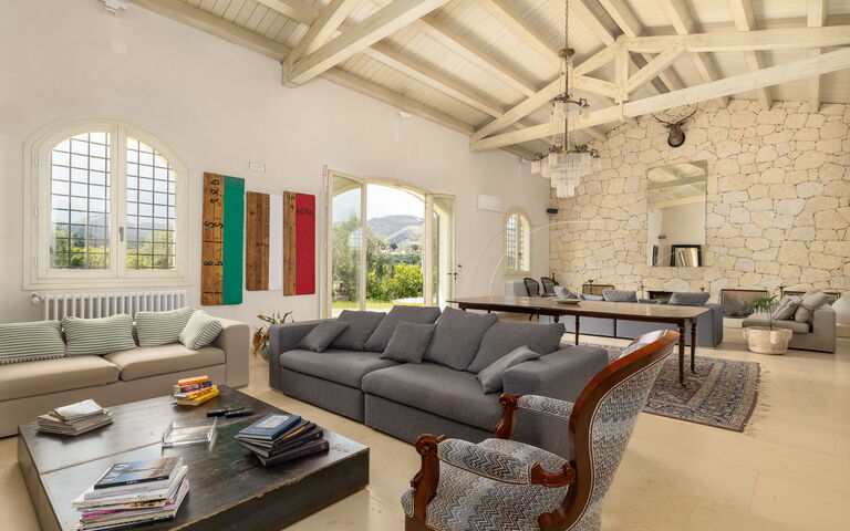 Tenuta Olearum: Living Room