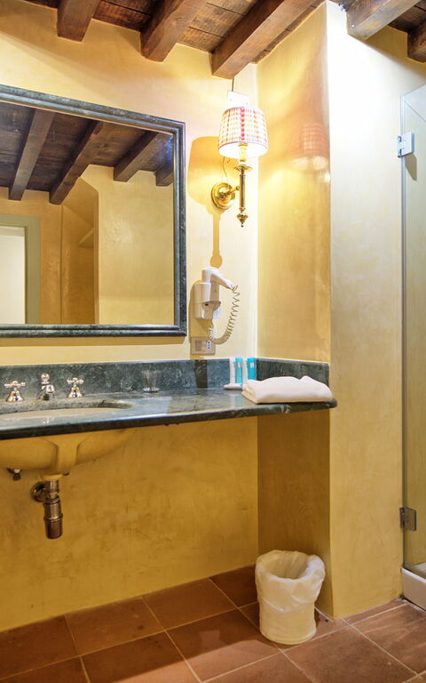 Villa Paneretta: Bathroom