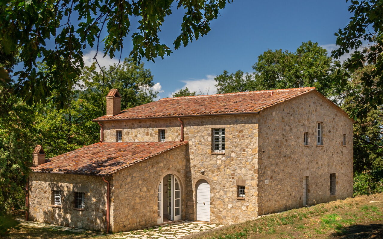 Villa Lucarella: Building Exterior, Outdoor