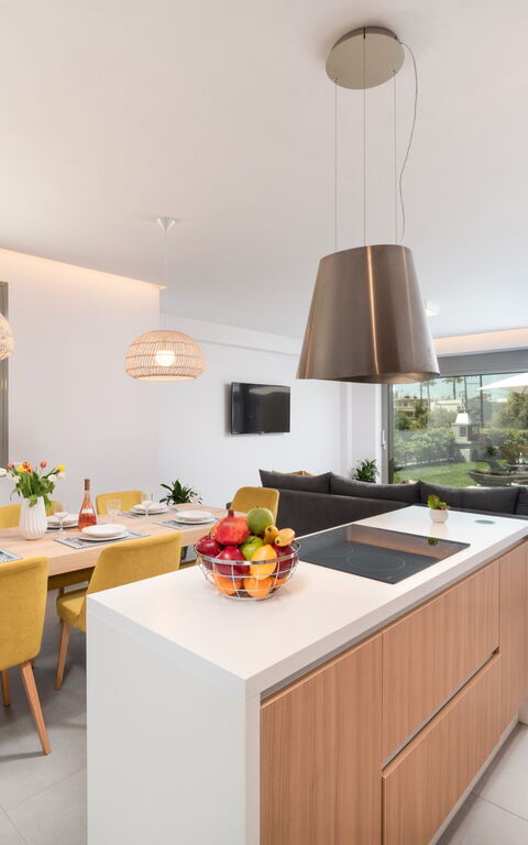 Villa Ampela: Dining Room, Kitchen