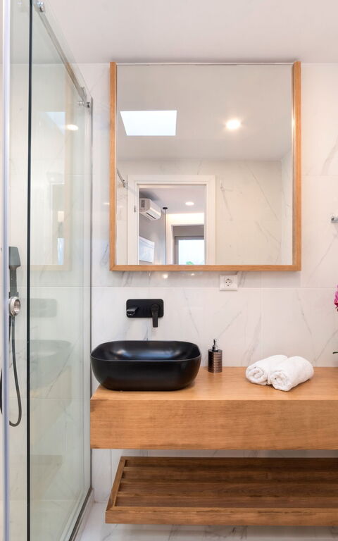 Villa Ampela: Bathroom