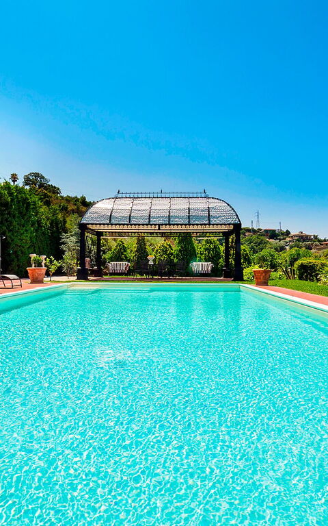Villa Estella: Outdoor, Pool