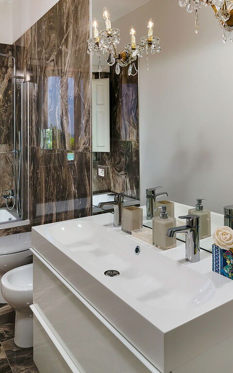 Villa Estella: Bathroom