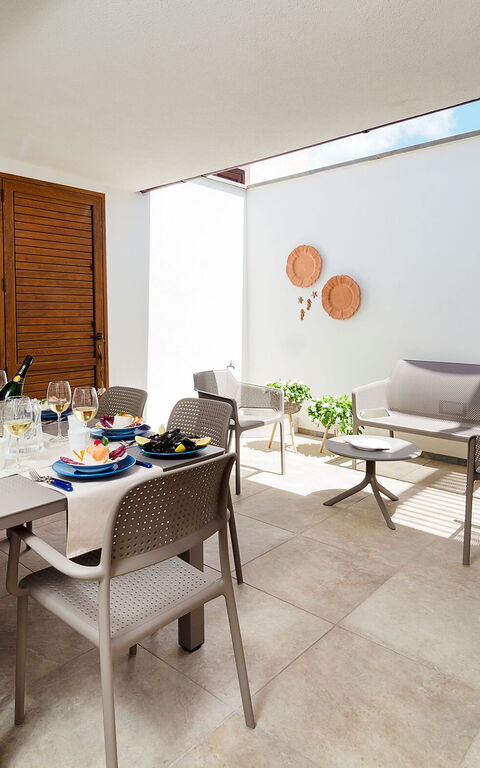 Gelsomina: Dining Room