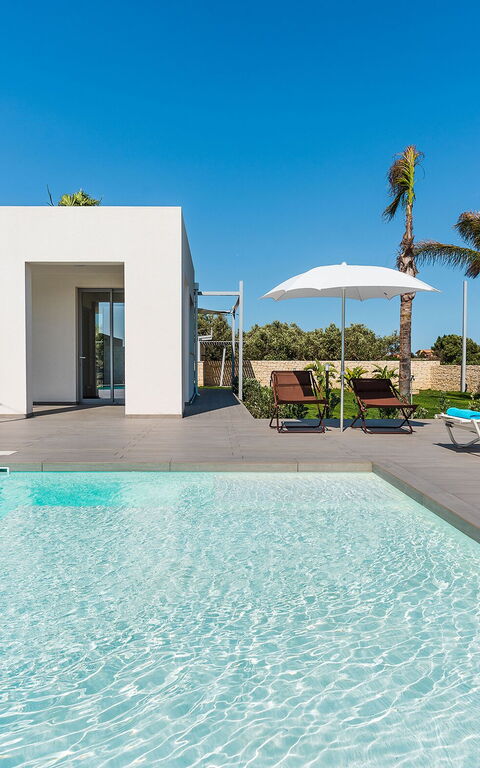 Villa Nica: Building Exterior, Outdoor, Pool