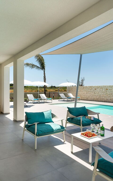 Villa Nica: Balcony / Terrace / Patio