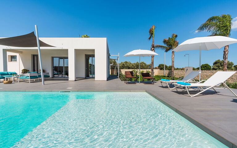 Villa Nica: Building Exterior, Outdoor, Pool