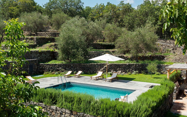 Villa Nerello: Garden, Pool