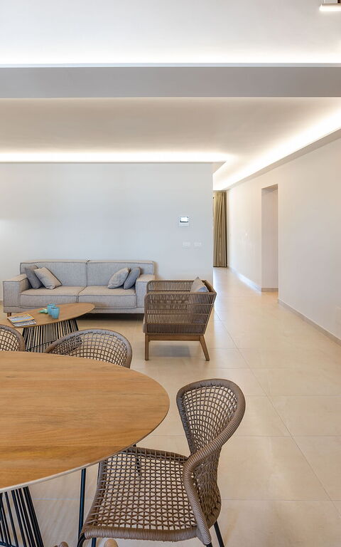 Mare Del Sud: Dining Room, Living Room