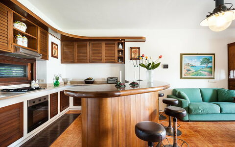 Accommodation Lampara: Dining Room, Kitchen, Living Room