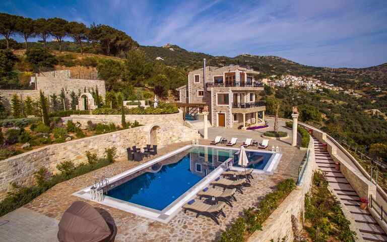Villa Bella Mare: Building Exterior, Garden, Pool