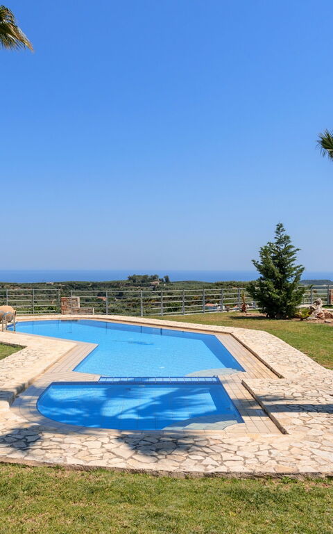 Villa Myrtia: Pool, Scenic View