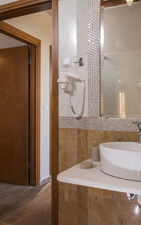 Villa Myrtia: Bathroom
