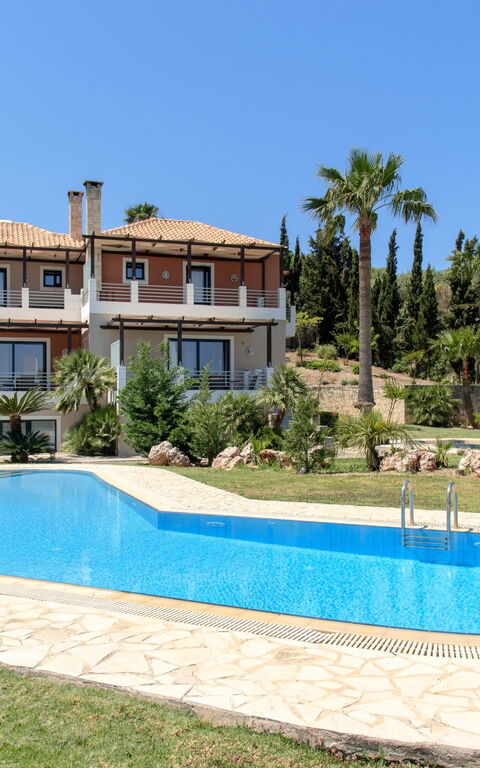 Villa Kissos: Pool, Summer