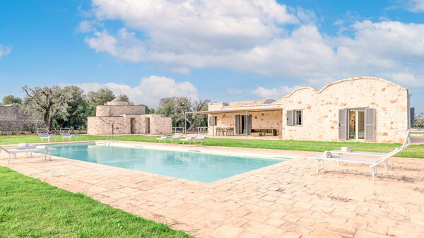 Villa Trullina: Garden, Outdoor, Pool