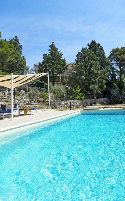 Villa Pica: Outdoor, Pool, Summer