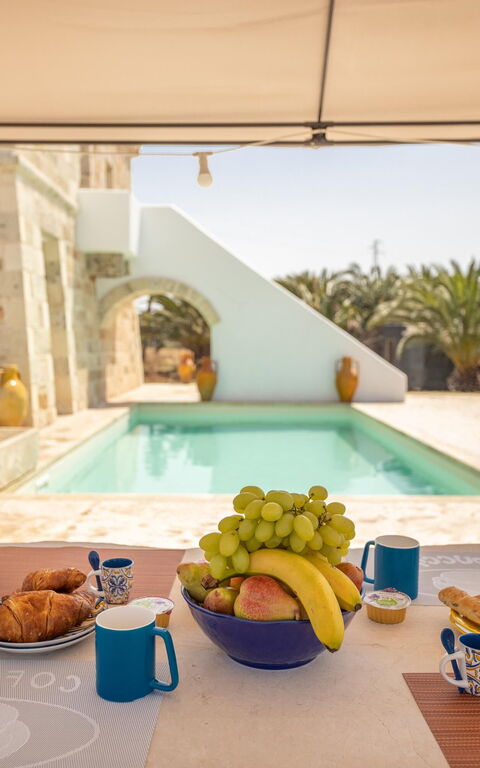 Villa Turris: Balcony / Terrace / Patio, Pool