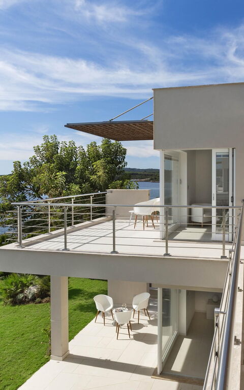 Villa Vera: Balcony / Terrace / Patio, Garden, Scenic View