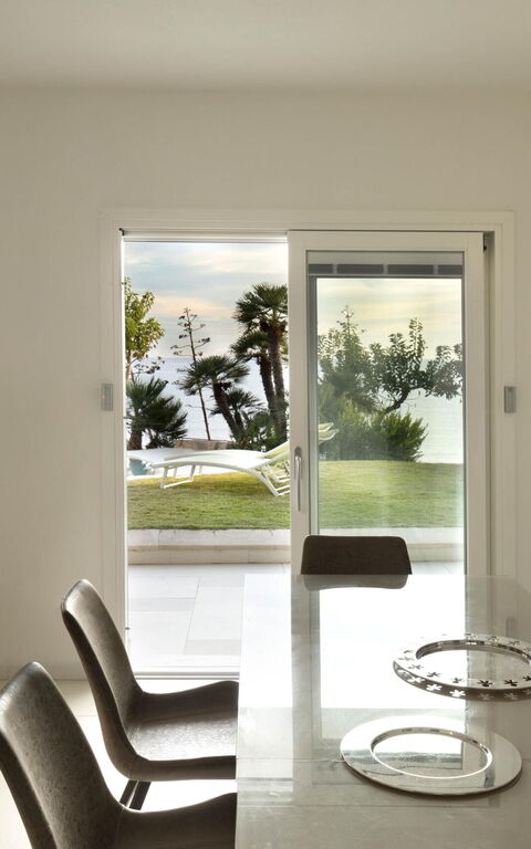 Villa Vera: Dining Room, Main Entrance