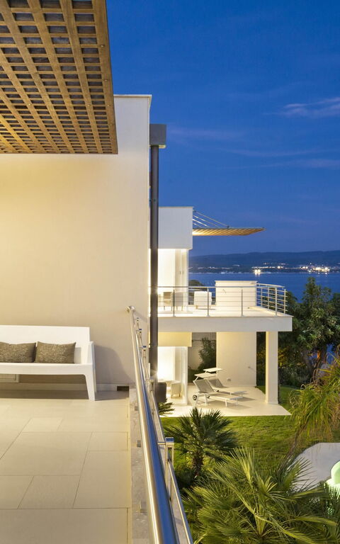 Villa Vera: Balcony / Terrace / Patio, Garden, Outdoor, Pool, Scenic View