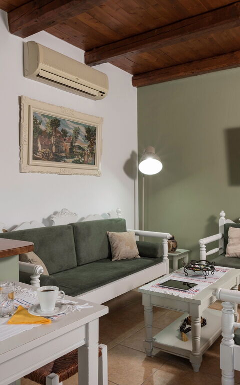 Villa Gianna: Kitchen, Living Room