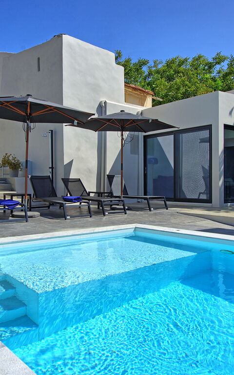 Casa Cafenio: Building Exterior, Outdoor, Pool, Summer