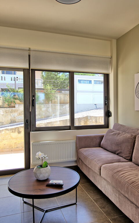 Phaedra: Living Room