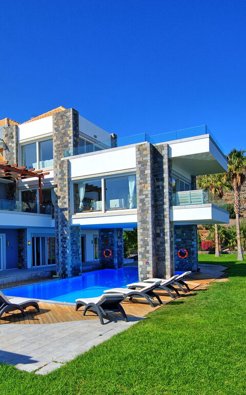 Villa Marina: Garden, Outdoor, Pool